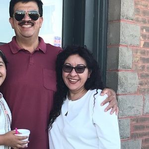 Meet your Posher, Alcira